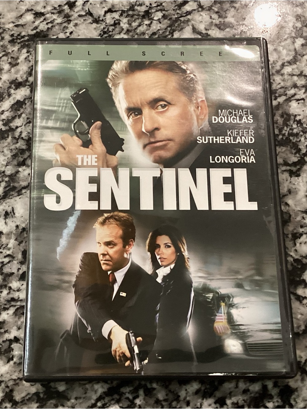 🔵🔵🔵 The Sentinel on DVD - Michael Douglas - Kim Basinger - Kiefer Sutherland